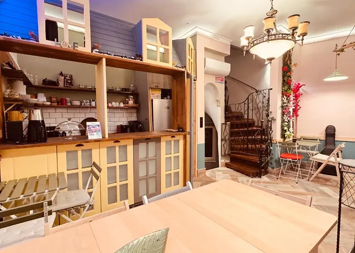 The House Company 度假居 *